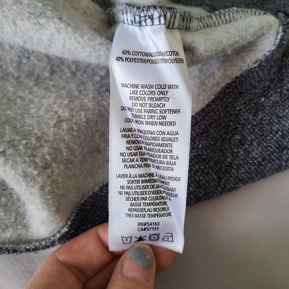 Dark gray Calvin Klein sweatshirt - Picture 6 of 6